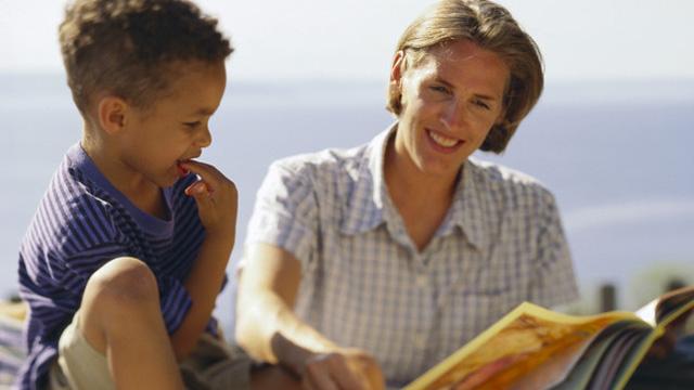 Image of Tips for Encouraging Summer Reading