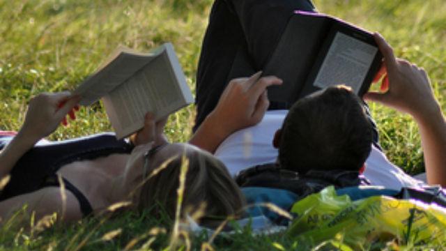 Image of As E-Book Demand Rises, Libraries Struggle To Deliver