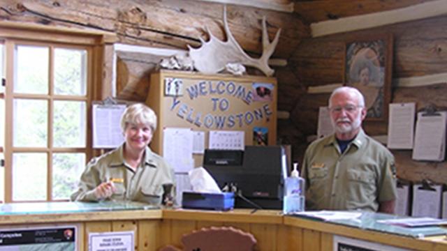 Image of How They Spend Their Summer Vacation: Volunteering