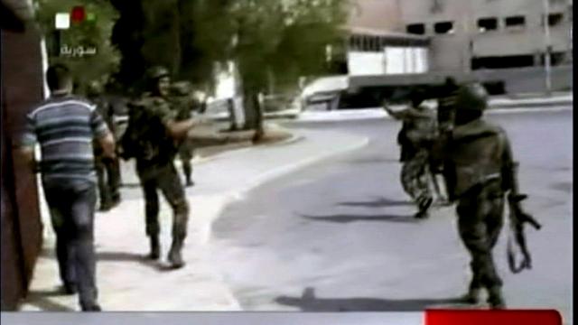 Image of Refugees Flee Battle in Aleppo